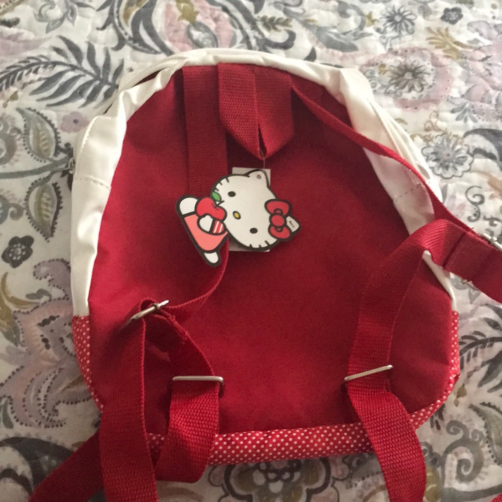 Hello kitty backpack - Picture 5 of 8
